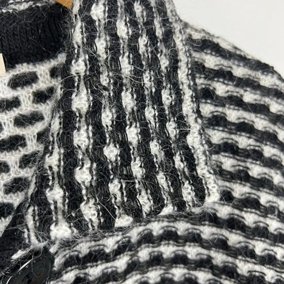 Chiaramente Black & White Textured Cardigan Sz M Made in Italy Acrylic Wool - Picture 4 of 11